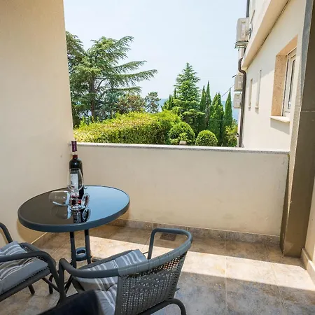 Nikol Apartman Crikvenica